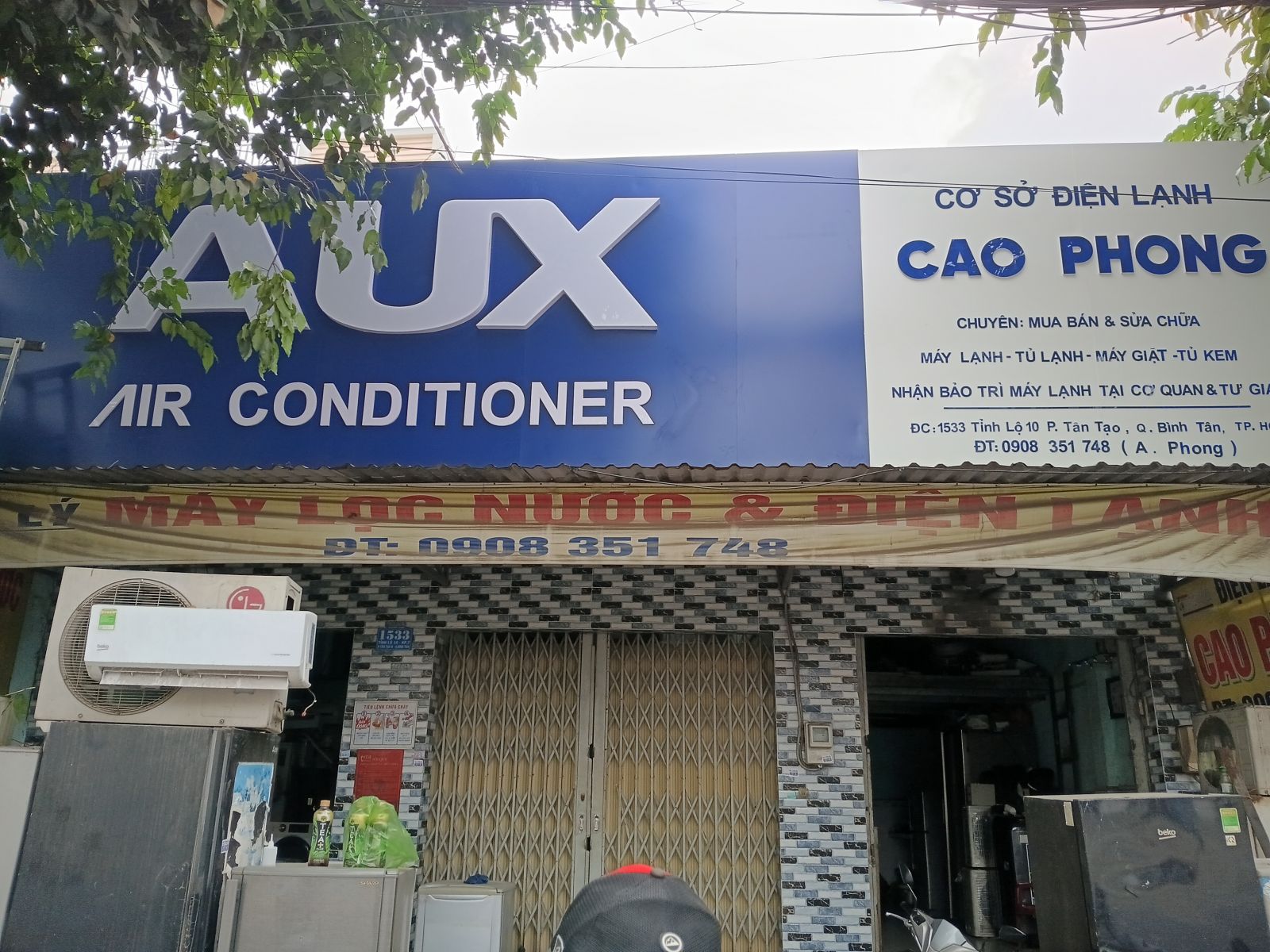 THI CÔNG BẢNG HIỆU CHỮ NỔI MICA KHUNG SẮT thi cong bang hieu chu noi mica khung sat