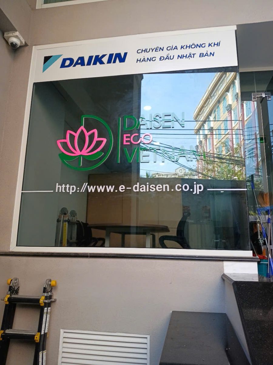 THI CÔNG BỘ CHỮ LOGO MICA DAISEN thi cong bo chu logo mica daisen